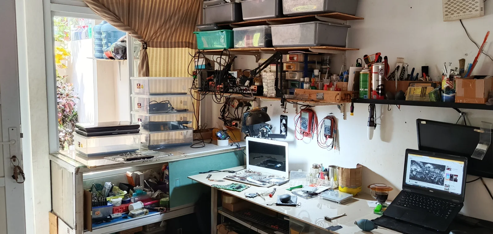 Dokumentasi workshop service laptop Jalan GAN